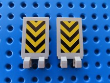 Lego 2 x Fliese 30350apb001 alt hellgrau   2x3 mit Clip bedr.  Danger 6434