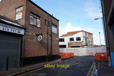 Photo 6x4 Pier Street, Hull Kingston upon Hull  c2016