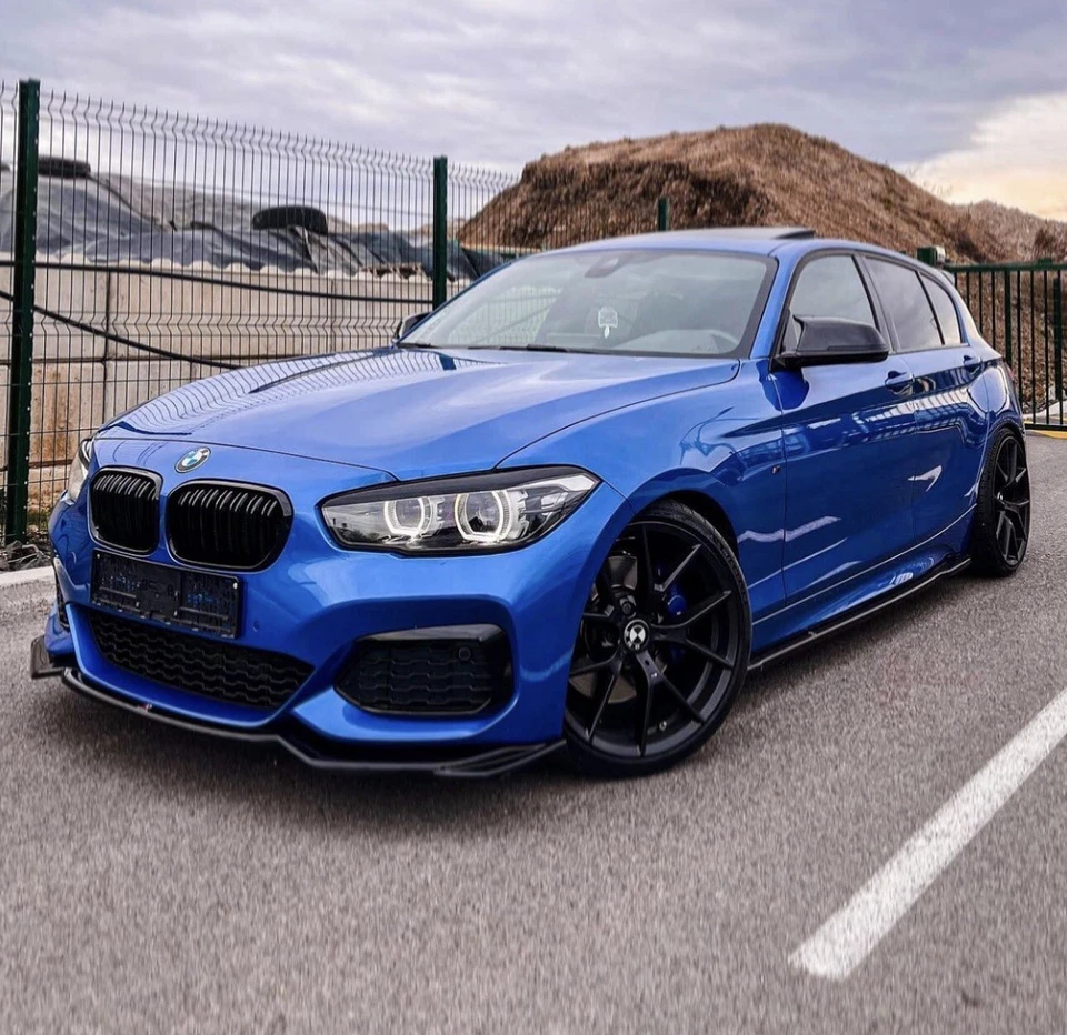 BMW F20 LCI 1 pieza NEGRO BRILLANTE LABIO DIVISOR DELANTERO 15-19 M140i, M135i, M125i etc. Foto 2 de 4