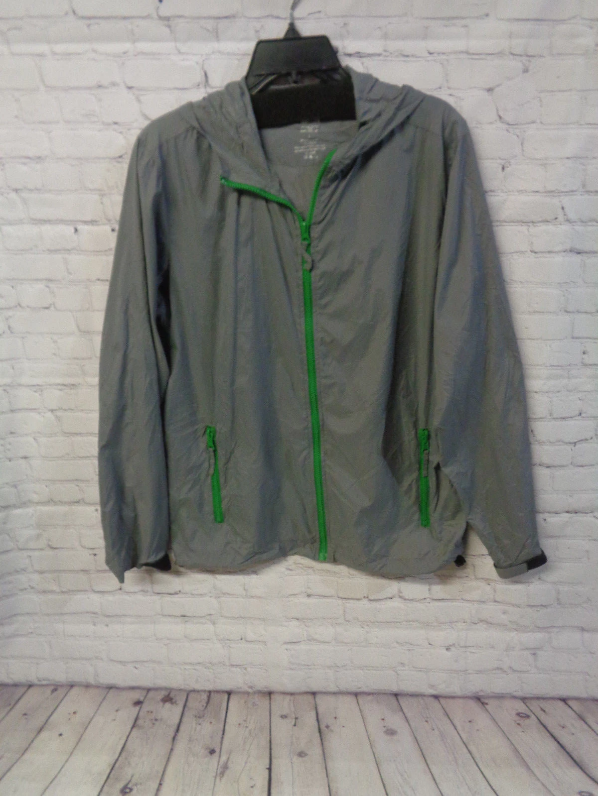 ! City Sports Men's Windbreaker Jacket w/ Hood Sz. S