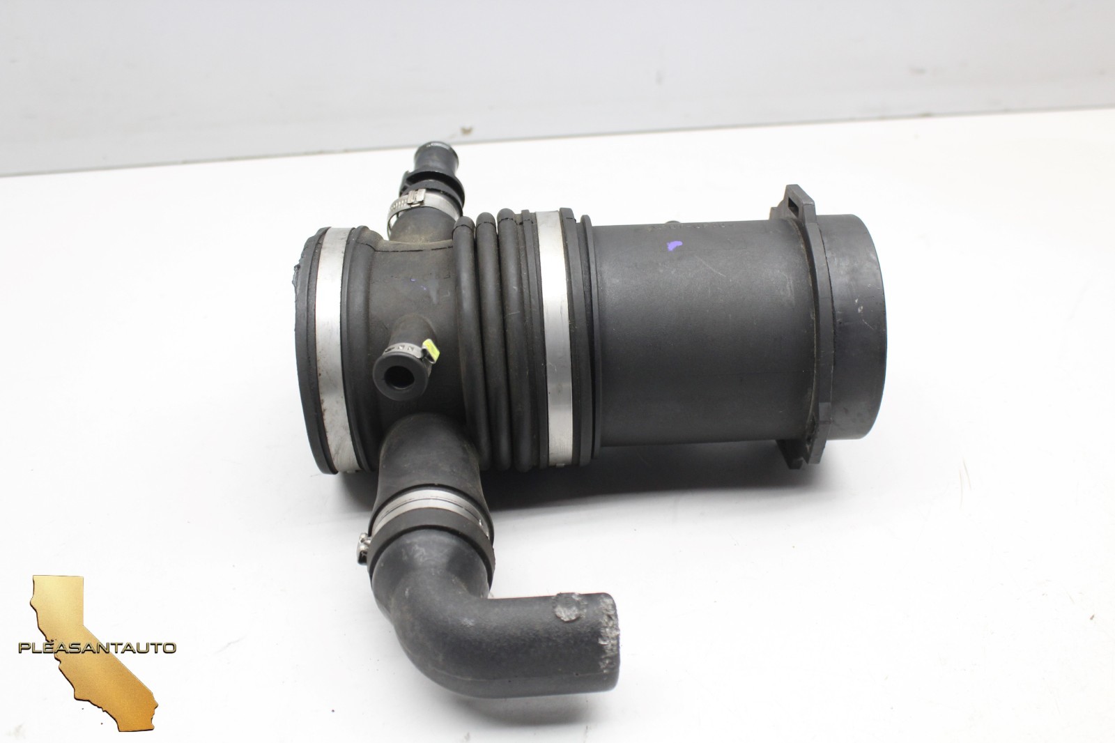 Maserati Quattroporte 2004-2011 Mass air flow sensor