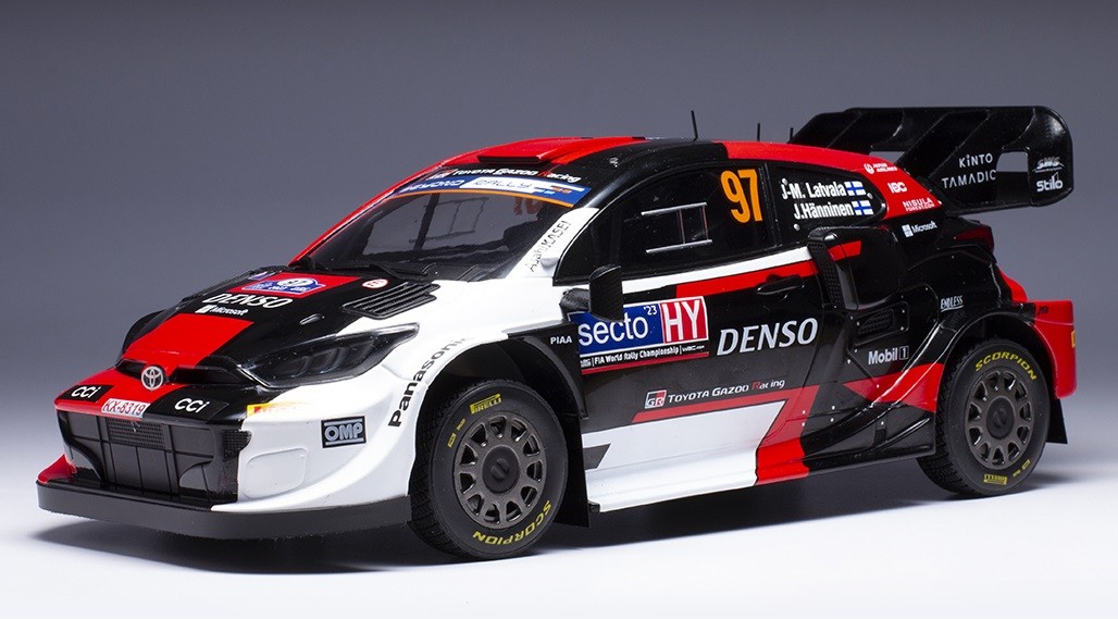 Voiture miniature TOYOTA GR Yaris Rallye1 #97 IXO Finlande 2023 échelle 1/43