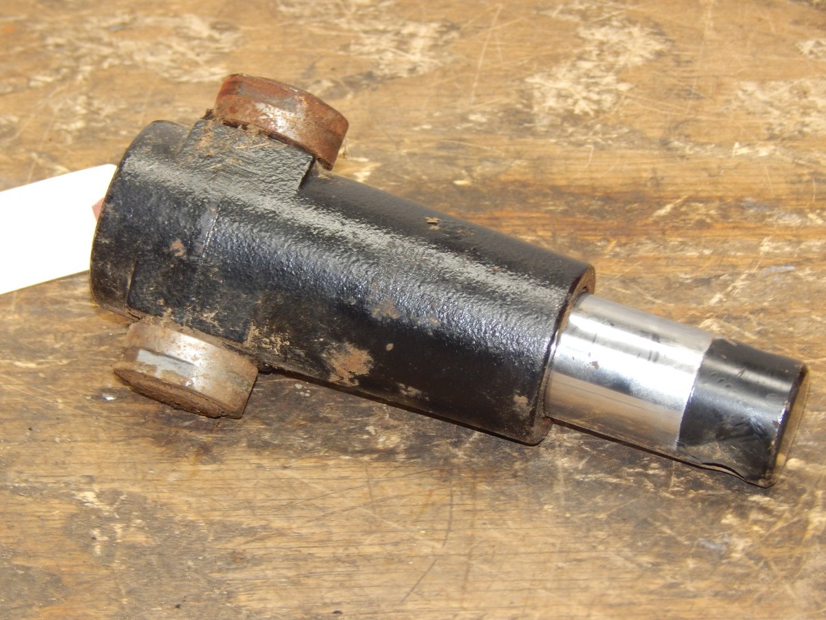 【326】woody press（TH2）31NAT Woods L306U IH B, BN, C, Super C,200,330,404; JD A, B,30T