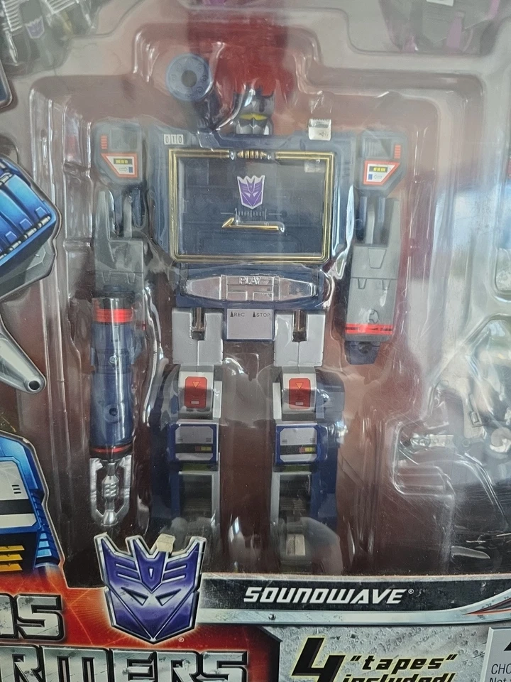Transformers 25th Anniversary Soundwave - Image 2 of 4