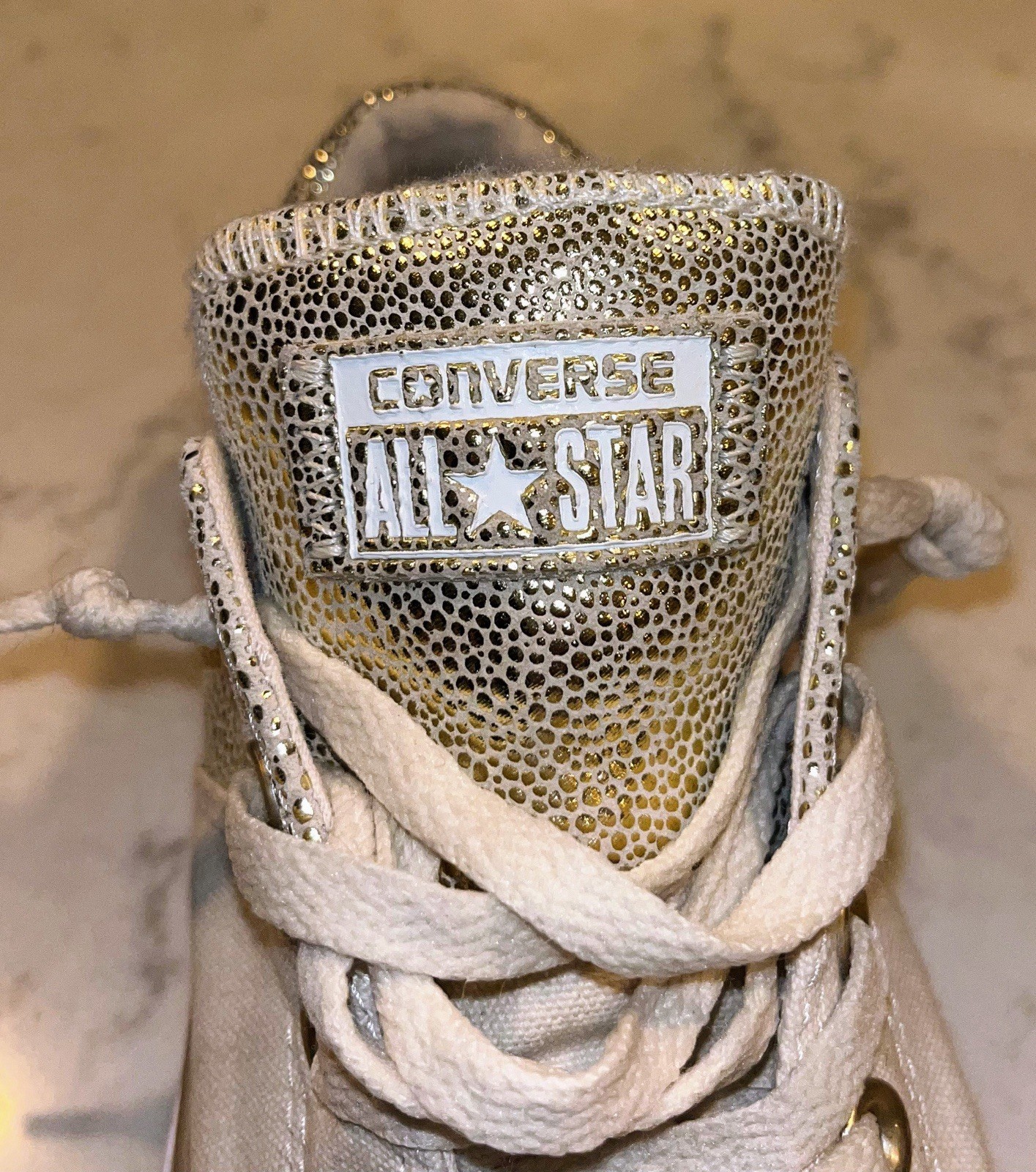 Converse Women's Low Chuck Taylor All-Star Metallic Gold Size 6 55342C thumbnail 7