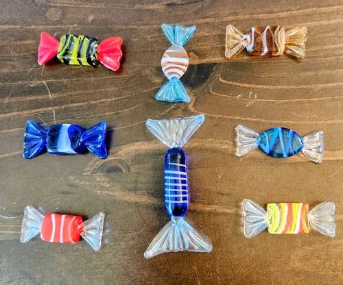 8 Vintage Art Blown Glass Wrapped Candy Pieces Murano? One Large Blue/White