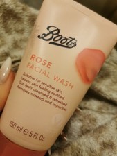 Boots Everyday Rose Facial Face Wash 150ml