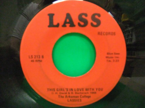 The Arkansas College Lassies Raindrops Keep Fallin 1960s 45 Lass Records LS 21 - Picture 3 of 3