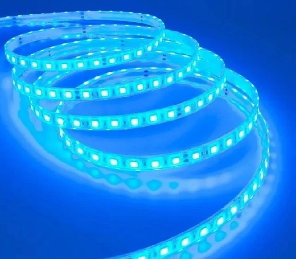 Striscia Led 220V Luce Blu 5Mt 8W 24V Autoadesiva Telecomando Interruttore - Immagine 4 di 4