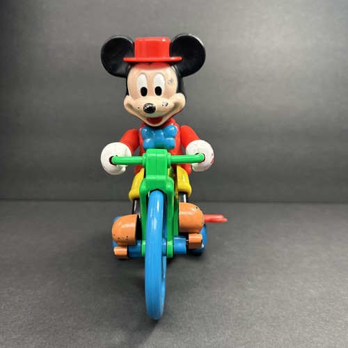 Illco Vintage Key Wind-up Mickey Mouse Riding Green Plastic Tri-Cycle - Used - Picture 2 of 11