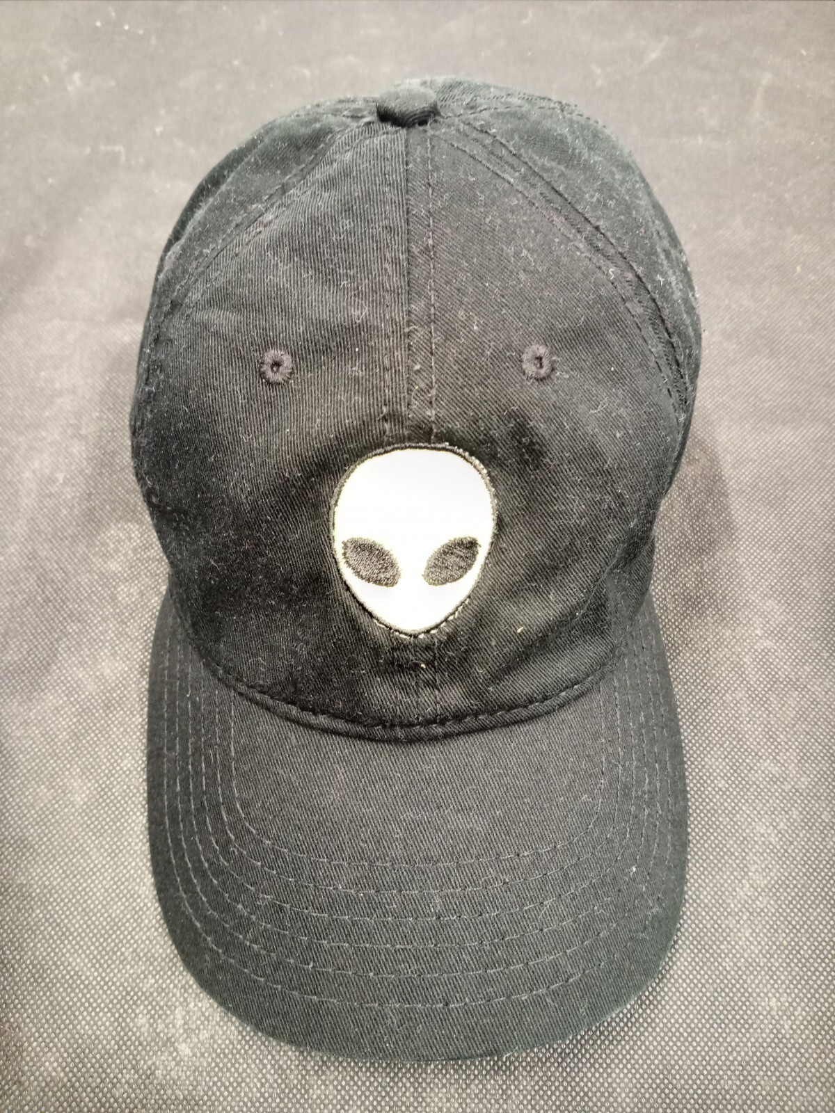 ALIEN HEAD EMBROIDERED ADJUSTABLE HAT CAP OTTO 18… - image 2