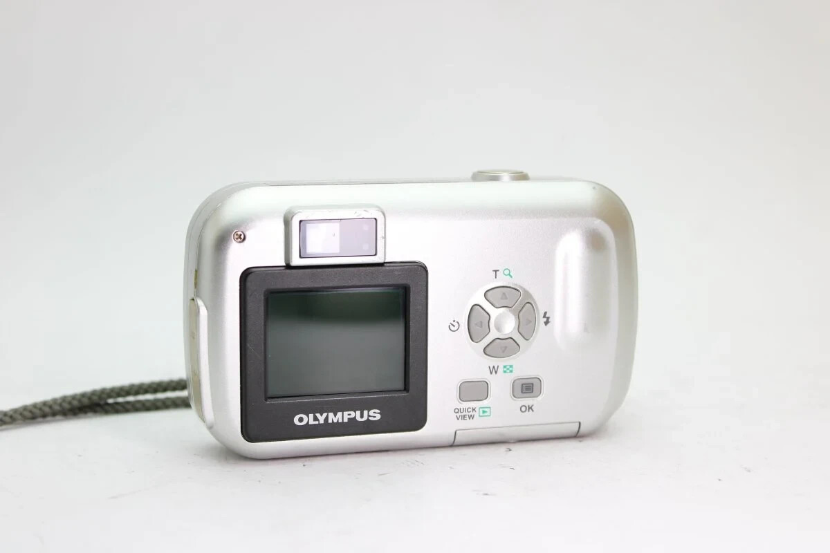 Olympus Camedia C-160 appareil photo numérique compact argenté pour débutant