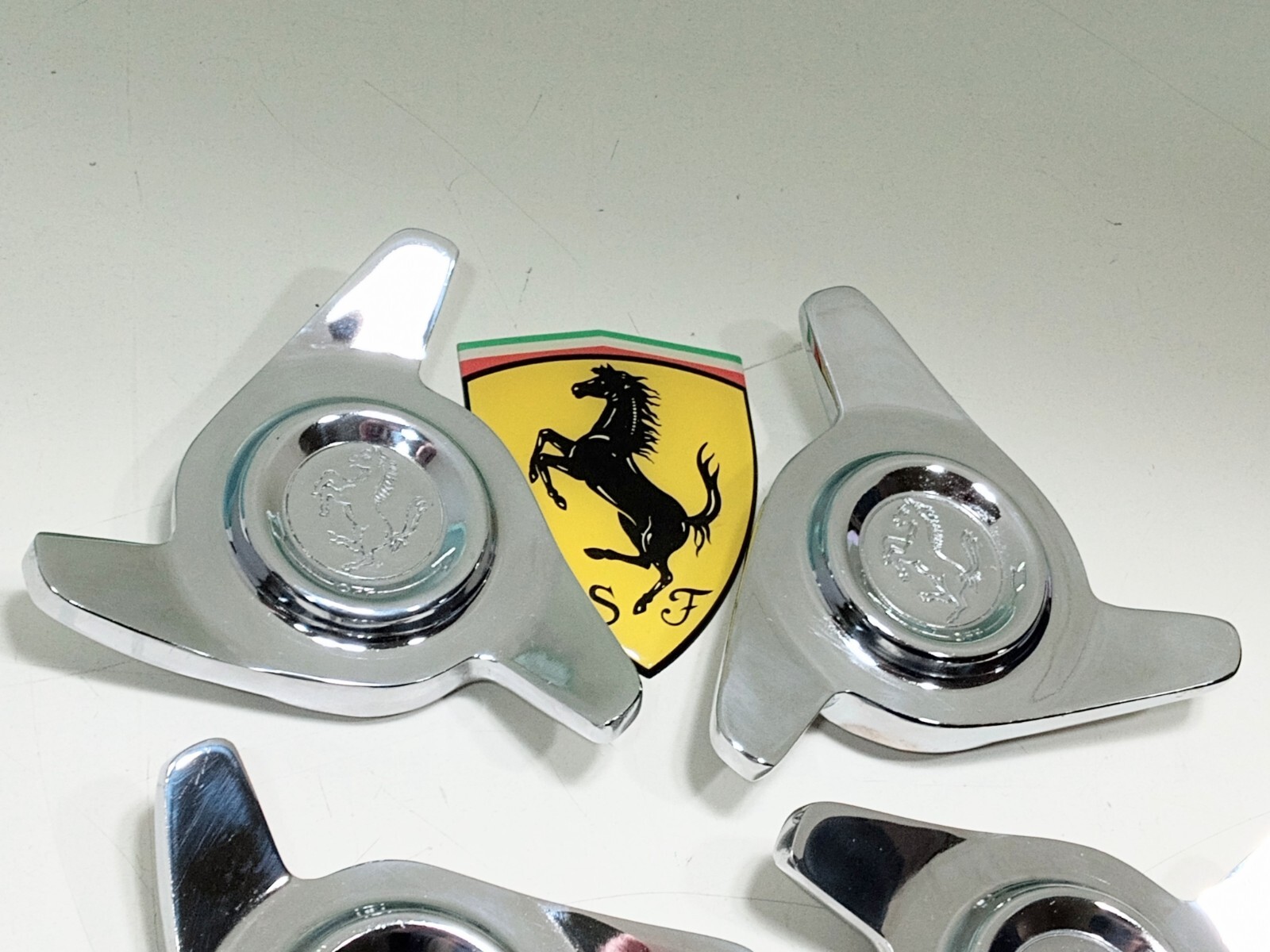 Ferrari Wheel Knock Off Nuts_Curved Ear_32 Rudge_275 GTS_275 GTB/4_330 GTC_365