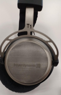 Audiophile Tesla Headphones: Beyerdynamic T1 2nd Gen Japan 241004