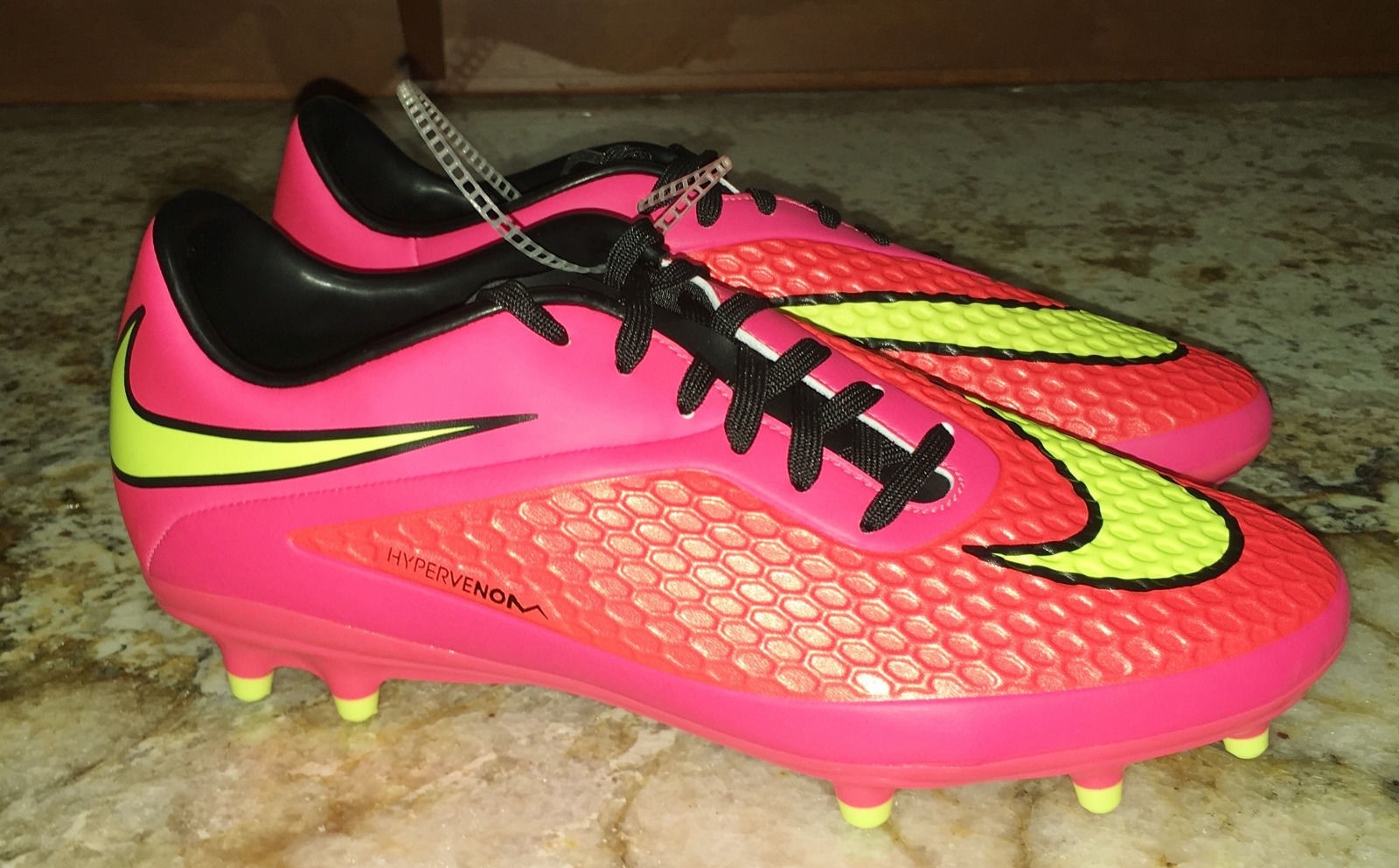 nike hypervenom phelon fg
