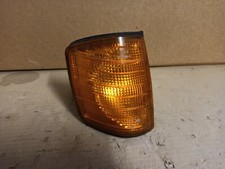 Mercedes-Benz 190 E Blinker vorne rechts 13041100D W201