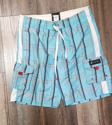 Mens Size M Swimsuit with pockets and lining 