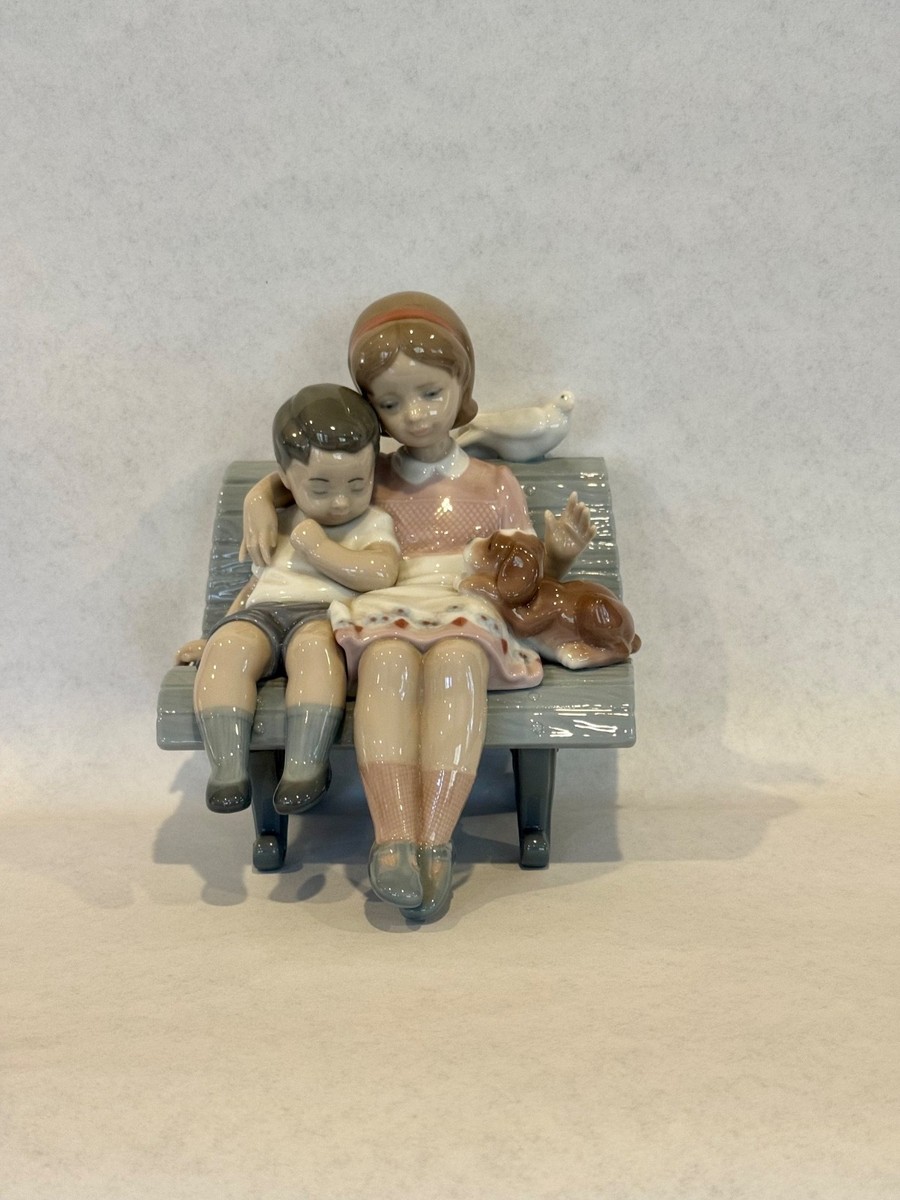 LLADRO リヤドロ 陶器人形 5074 Brother and Sister Vintage Lladro “Surrounded by Love” Brother Sister Dog Bird Figure