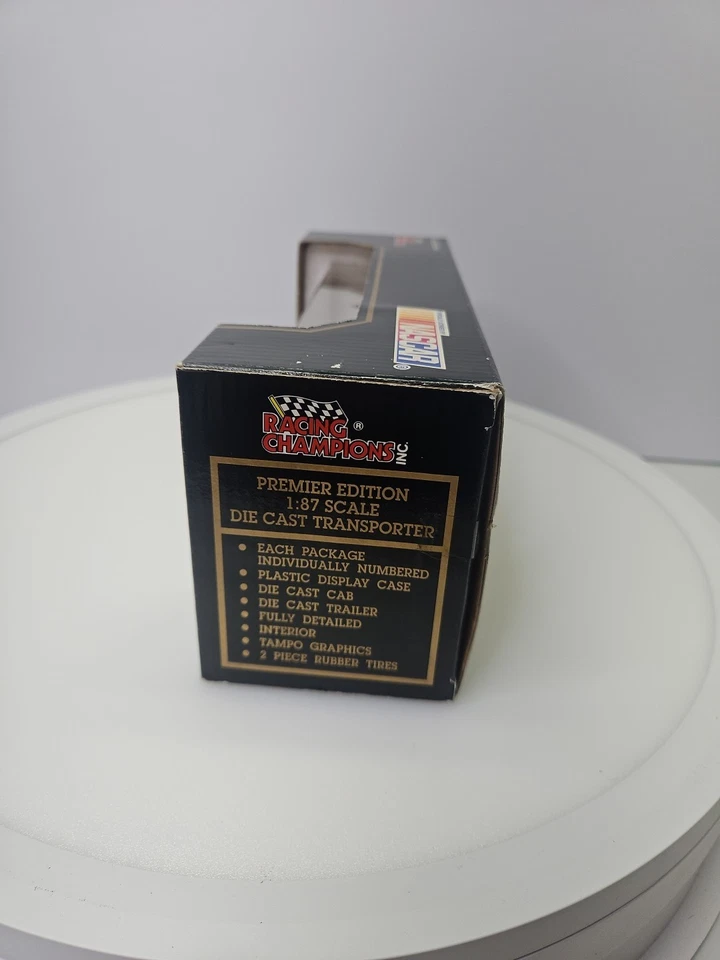 1993 Racing Champions Terry Labonte Diecast 1:87 NASCAR-Transporter Semi - Image 3 of 4