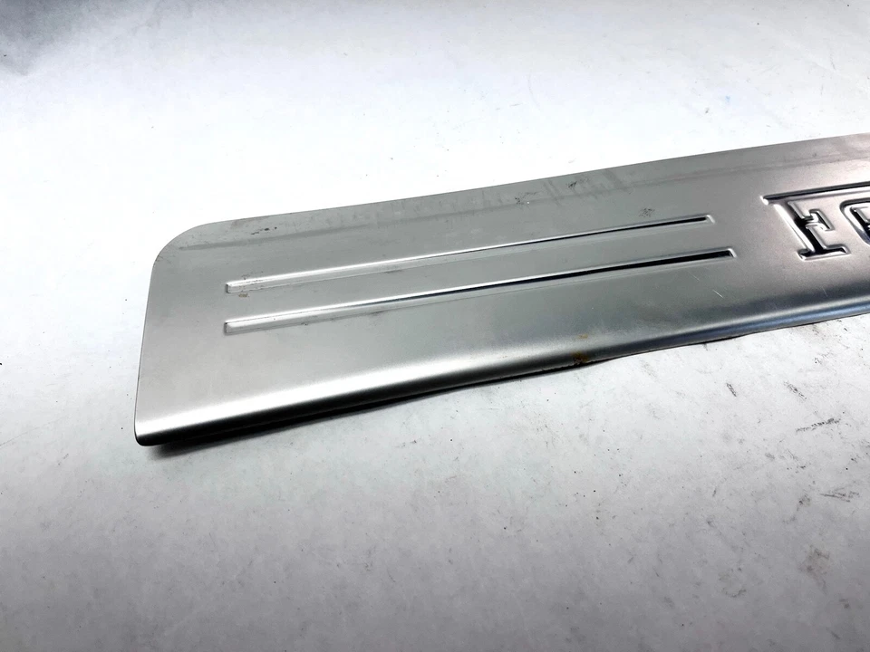 08-14 FERRARI CALIFORNIA PUERTA LATERAL DERECHA PANEL DE PATADA PLACA CUBIERTA ALFÉIZAR RASGUÑO OEM Foto 3 de 4