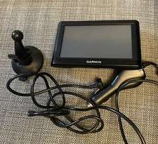 Garmin nuvi 55LM GPS Bundle With Charger And  Mount Free Shipping