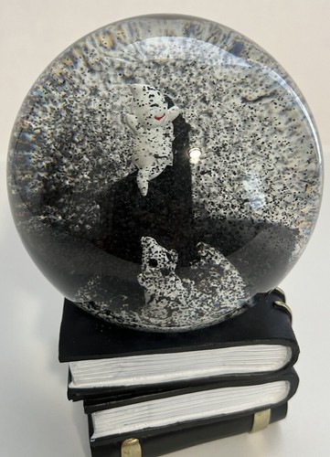 Halloween Decor Ghost Book Stack Flying Bats Glass Globe Resin Books New On Sale - Picture 9 of 19
