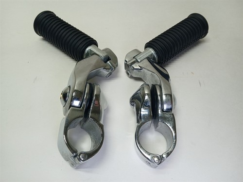 Harley-Davidson Fat Black Footpegs & 2.5" Short Angled Mounts 50830-07A - Picture 7 of 8