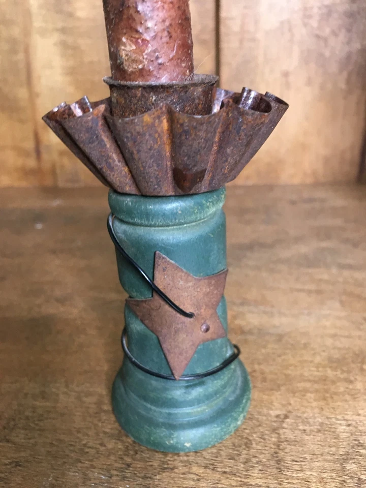 Primitive Candle Holders Set Of 3 Rustic Folk Art Wood Metal Tin Stars & Moon  - Image 4 of 4