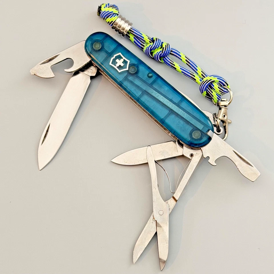 Victorinox Climber瑞士军刀半透明蓝色 — 第 3/4 张图片