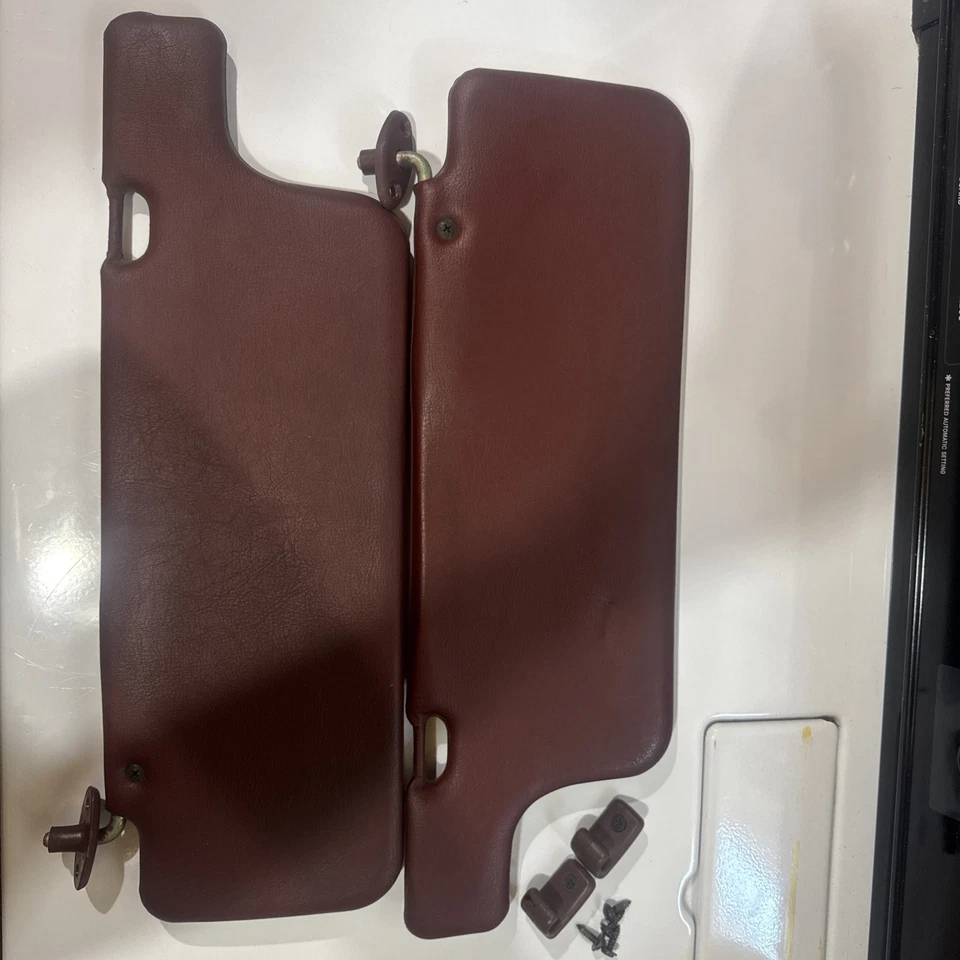 1986-1993 Mazda B2200 B2600 B2600i Truck Sun Visor Visors Driver Passenger OEM - Image 2 of 4