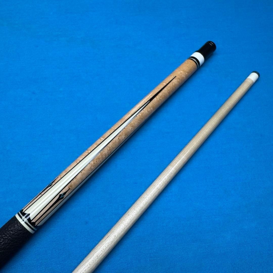 Mezz メッジキュー　Axi157 Expro Mezz AXI-157 Billiard Cue w/ Expro Shaft Wavy Joint Excellent