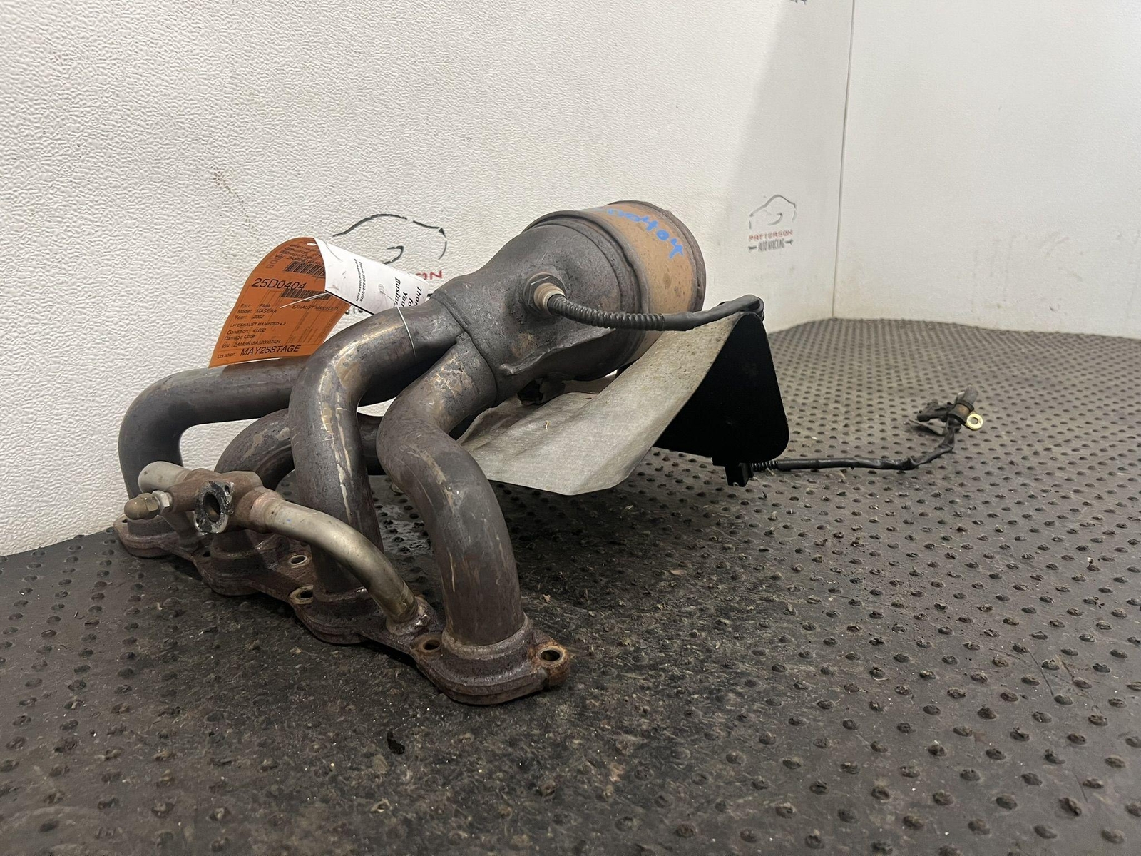 2002 MASERATI SPYDER 4.2 LEFT DRIVER SIDE EXHAUST MANIFOLD