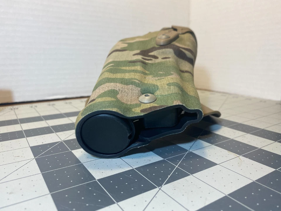 Safariland 6378RDS ALS Cordura Camo RH Duty Holster GLOCK 19 23 & LIGHT, RED DOT - Image 4 of 4