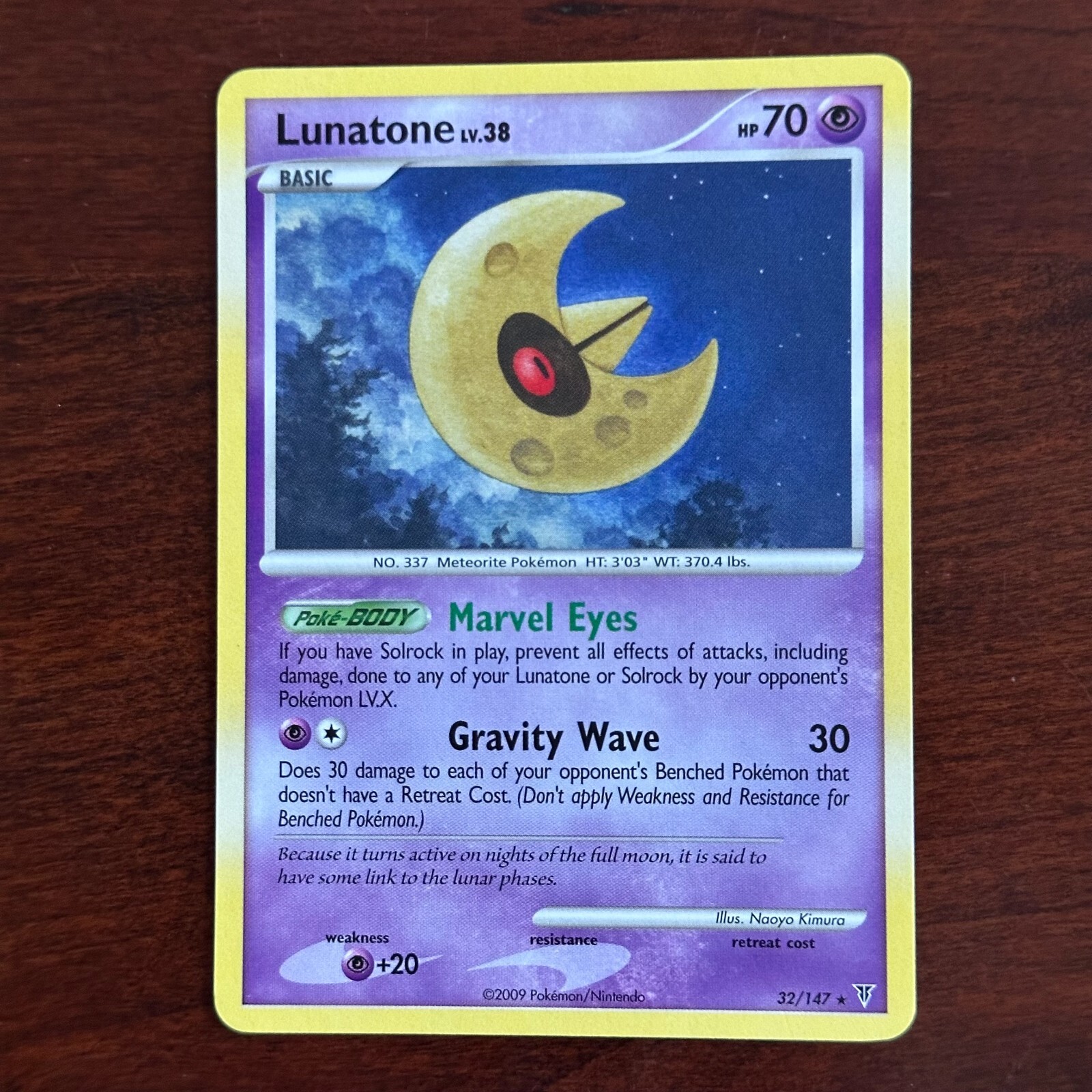 Lunatone 32/147 Non Holo Rare Supreme Victors Pokemon Card