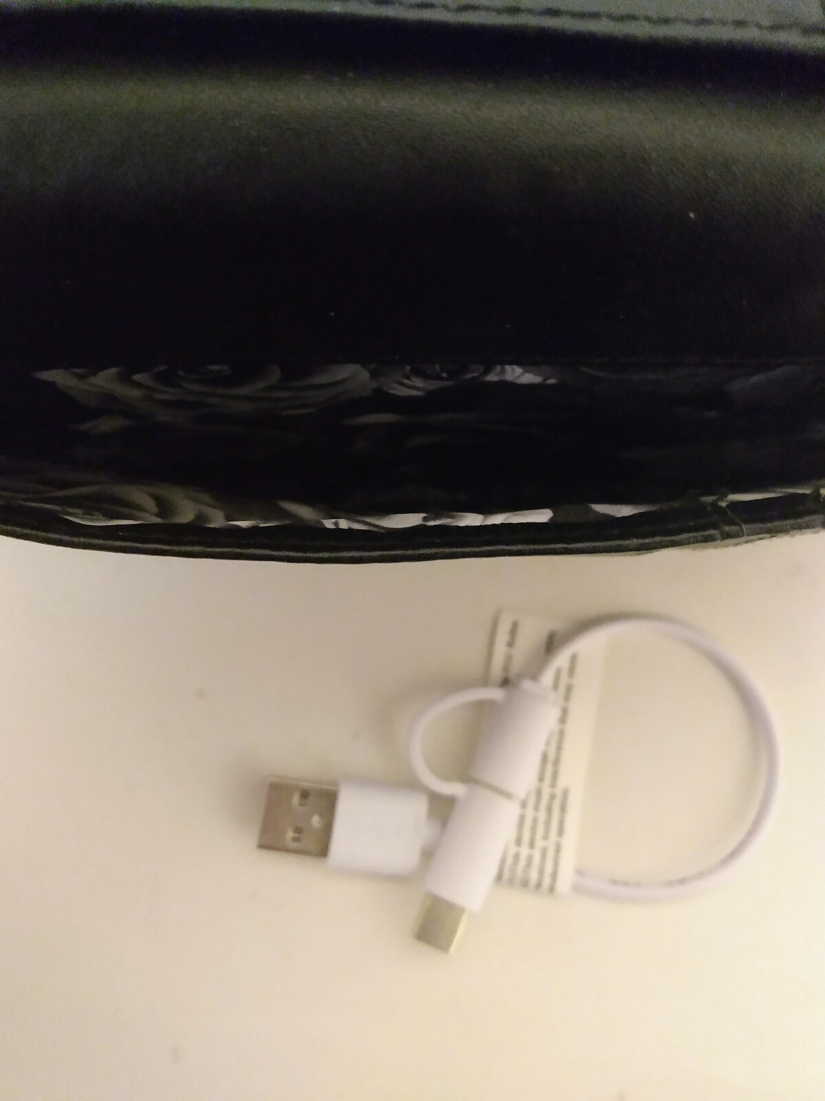 Adrienne Vittadini Women's Black Charging Wallet iPhone Android Cross Body Bag