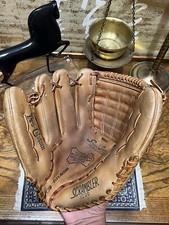 Vintage Japanese Baseball Glove Scrambler 1200 12 Inch LHT Goes On Right Hand