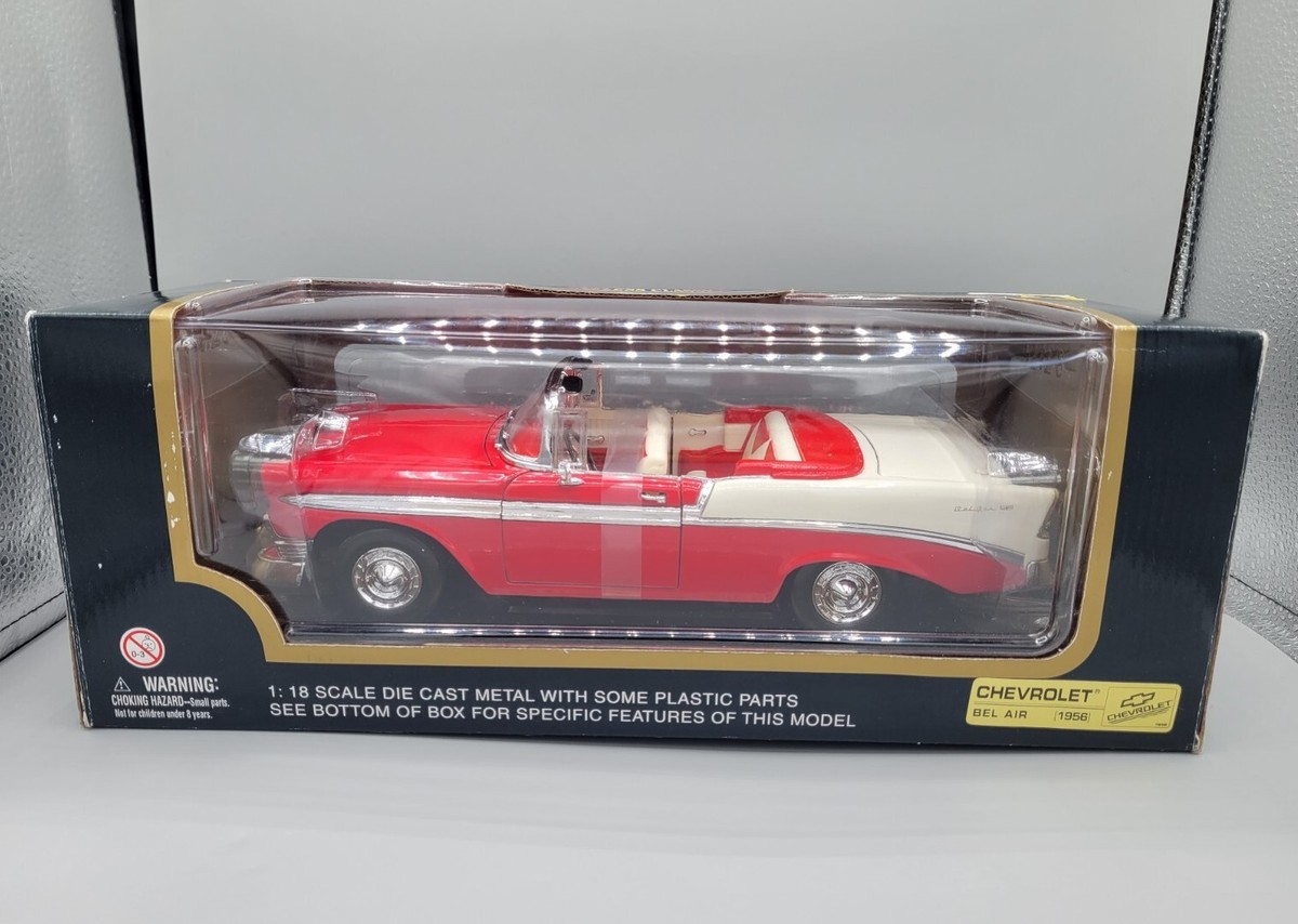 クラッシックカー CHEVROLET BEL AIR 1956 ダイキャスト Timeless Classics Collection 1956 Chevrolet Bel Air 1:18