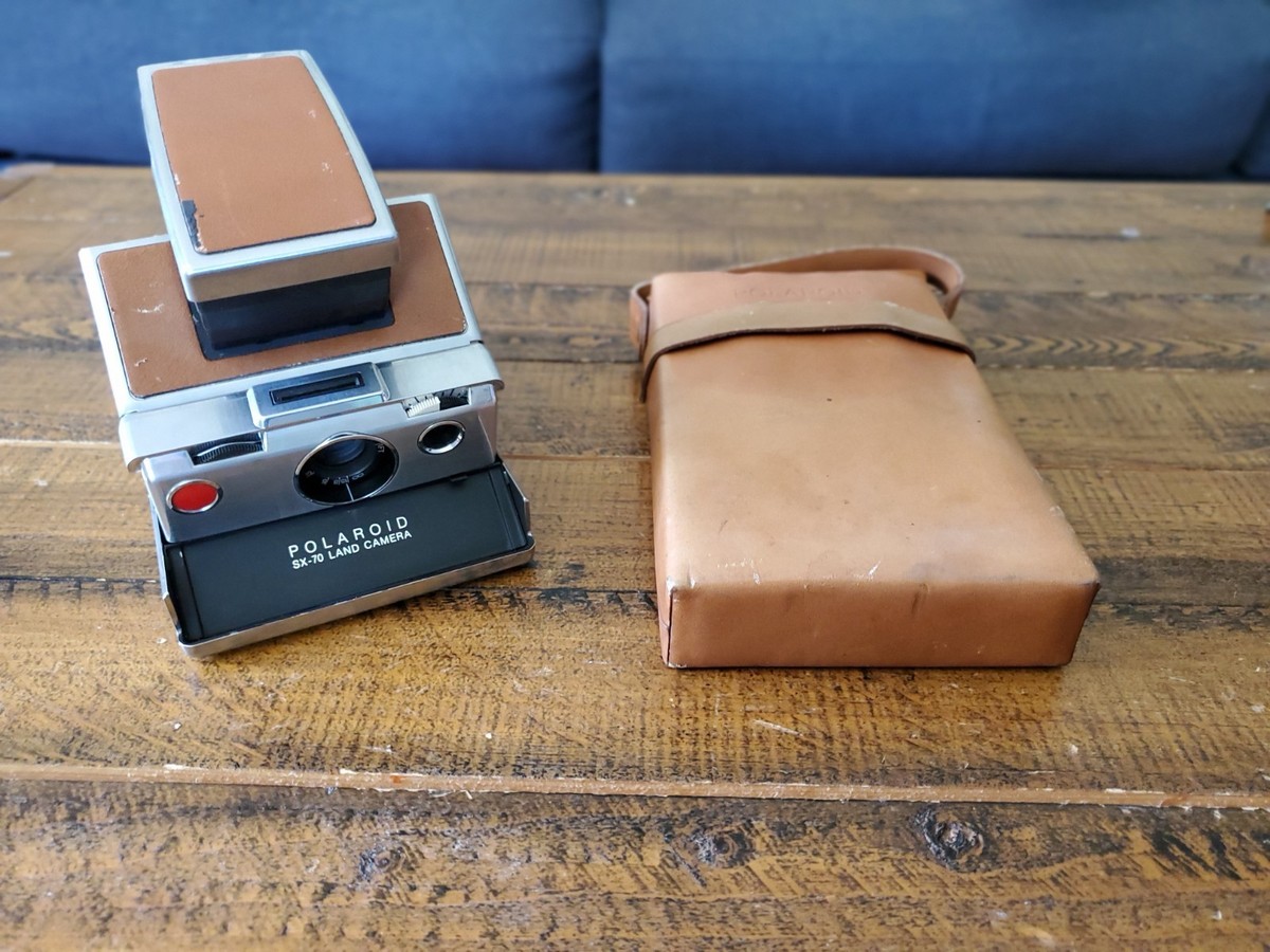 Vintage Polaroid SX70 Land Camera w/ Case, Shutter & Motor