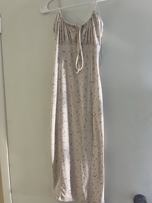 julietta maxi dress Julietta Floral Puff Short Sleeve V Neck High Waist Maxi Dress –  ShopCottonBelles