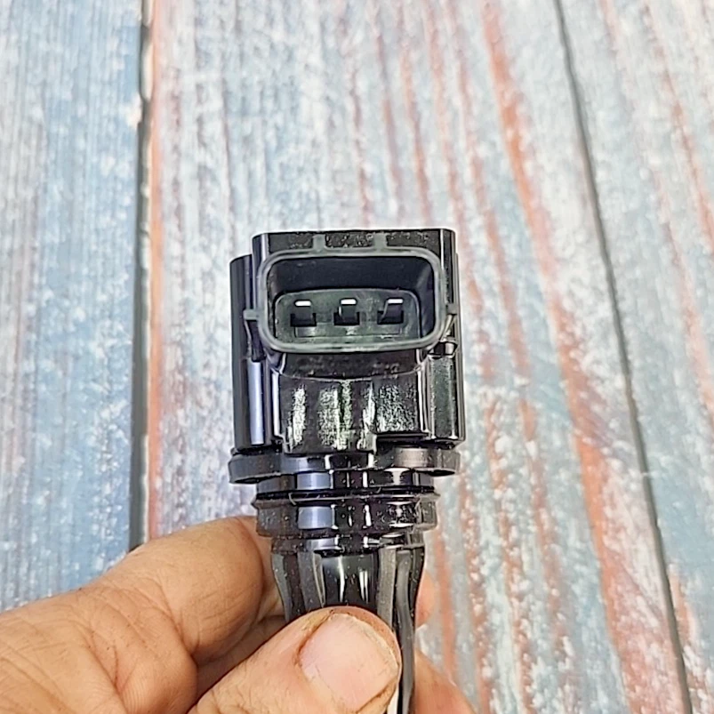 Bobina de encendido NGK 49024 U5119 para Infiniti FX50 QX60 Nissan Murano Cube Rogue Foto 4 de 4