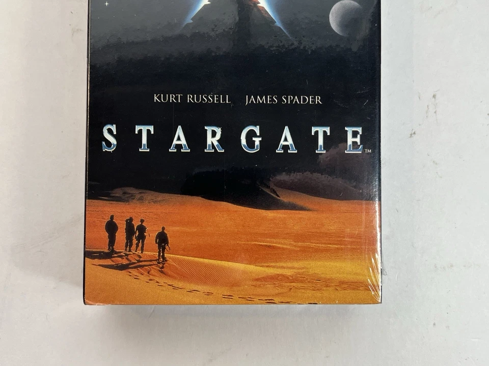 VTG Stargate VHS Video Tape Kurt Russell James Spader SciFi New Sealed - Image 3 of 4