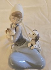 Figura retirada Lladro "Little Friskies" #5032 Niña gato y cachorro perro dalmation