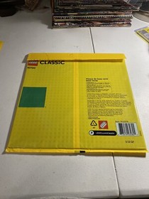Lego Classic Green Grass Baseplate 10700  new sealed 