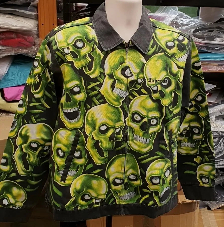SS18 Supreme skull pile work jacket size M medium Coat