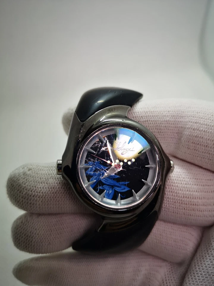 Authentic Oakley Crush 2.5 lily dial ion plated watch mm tbII jury  - Image 3 of 4