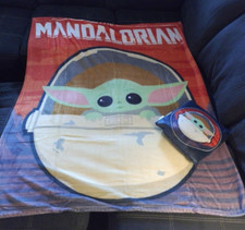 Star Wars Mandalorian The Child 5 x 4 ft Throw Blanket Pillow NEW Disney 2