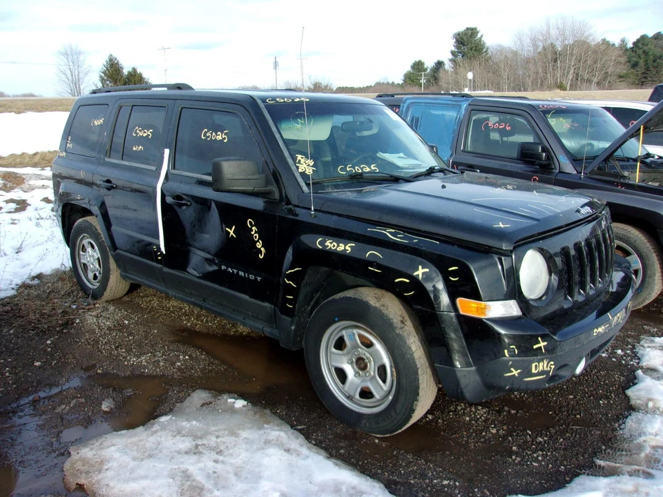 Used Fuel Pump fits: 2012 Jeep Patriot Pump Assembly Grade A Foto 2 de 4