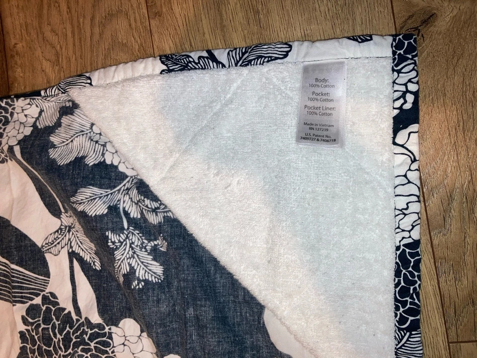 Funda de enfermería de algodón Bebe au Lait cuello curvo negro/blanco Foto 2 de 3