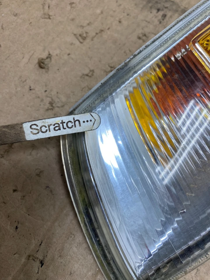 Mitsubishi Mirage 1997 a 2001 conductor izquierdo señal de giro izquierda OEM Q2764 DG Foto 4 de 4