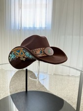 Cowboy / Cowgirl Hat In Brown With Beautiful Detailing
